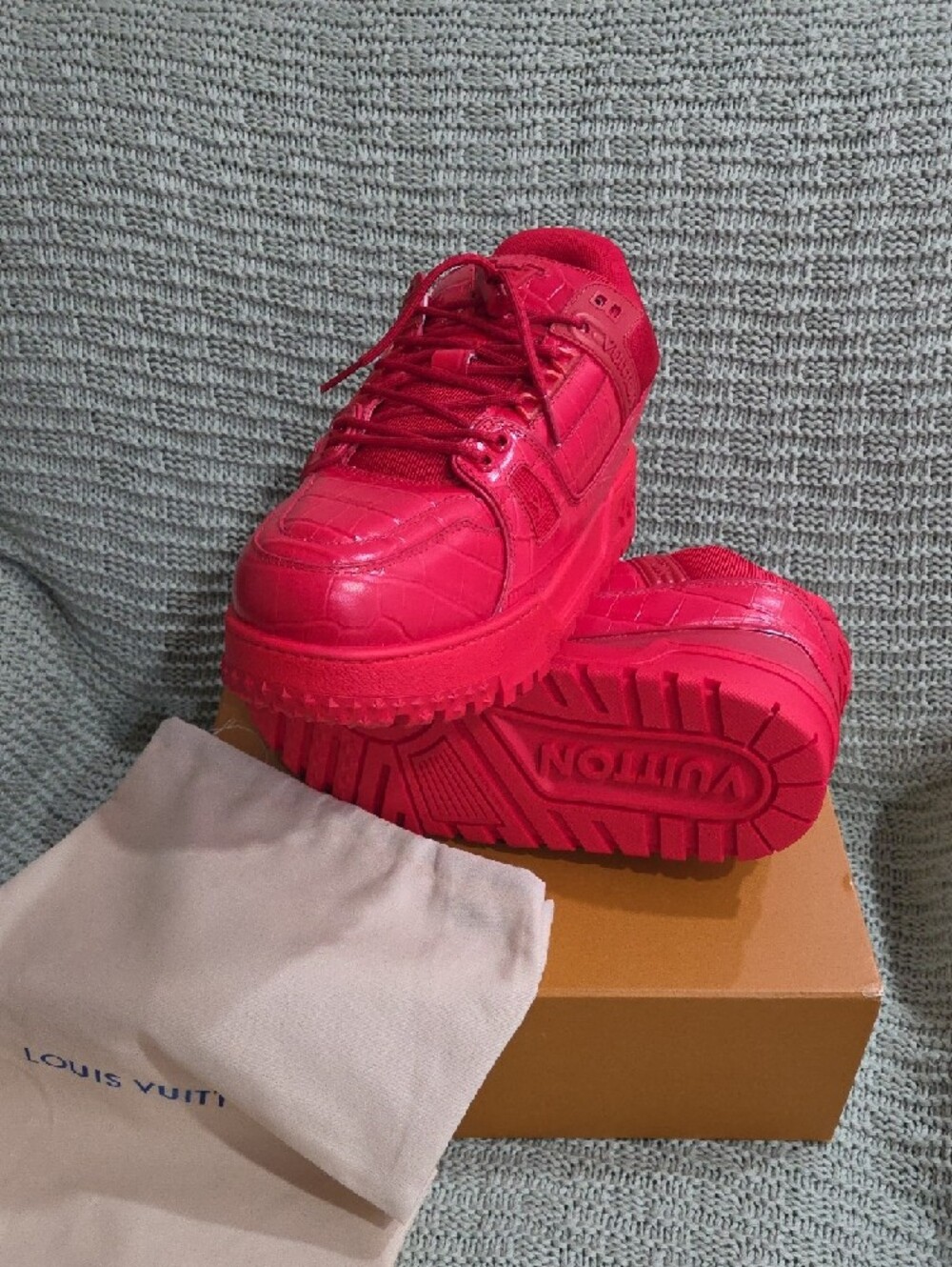 Louis Vuitton Men Bold Red Fashion Sneakers